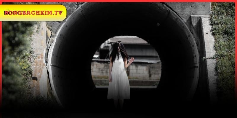 Giải đáp ý nghĩa quỷ đang xuất hiện ngay trong nhà